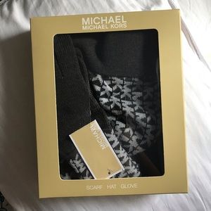 Michael Kors Scarf, Hat, Glove Gift Set